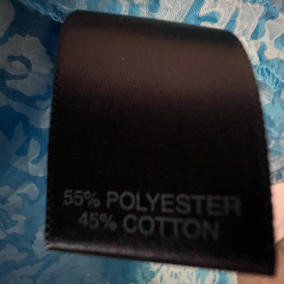 NWT Avenue lightweight Light Blue Paisley button up  Shirt.  size 26/28 - Picture 5 of 8